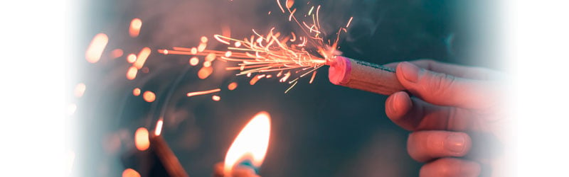 Fuegos artificiales: los peligros para la salud del uso indiscriminado de  pirotecnia en celebraciones